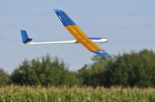 /files/TopmodelCZ Avia 2.5M 8.JPG